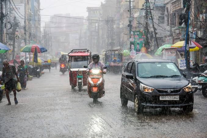 Karnataka Weather : ರಾಜ್ಯದಲ್ಲಿ ಮುಂದಿನ 5 ದಿನ ವ್ಯಾಪಕ ಮಳೆ.. ಹಲವು ಜಿಲ್ಲೆಗಳಿಗೆ ಯೆಲ್ಲೋ ಅಲರ್ಟ್..!!