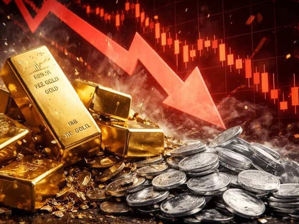 Gold & Silver Rate : ಚಿನ್ನದ ಬೆಲೆ ಭರ್ಜರಿ ಕುಸಿತ..! ಬೆಳ್ಳಿ ದರವೂ ಇಳಿಕೆ, ಇಂದಿನ ಗೋಲ್ಡ್ ರೇಟ್ ಎಷ್ಟು?